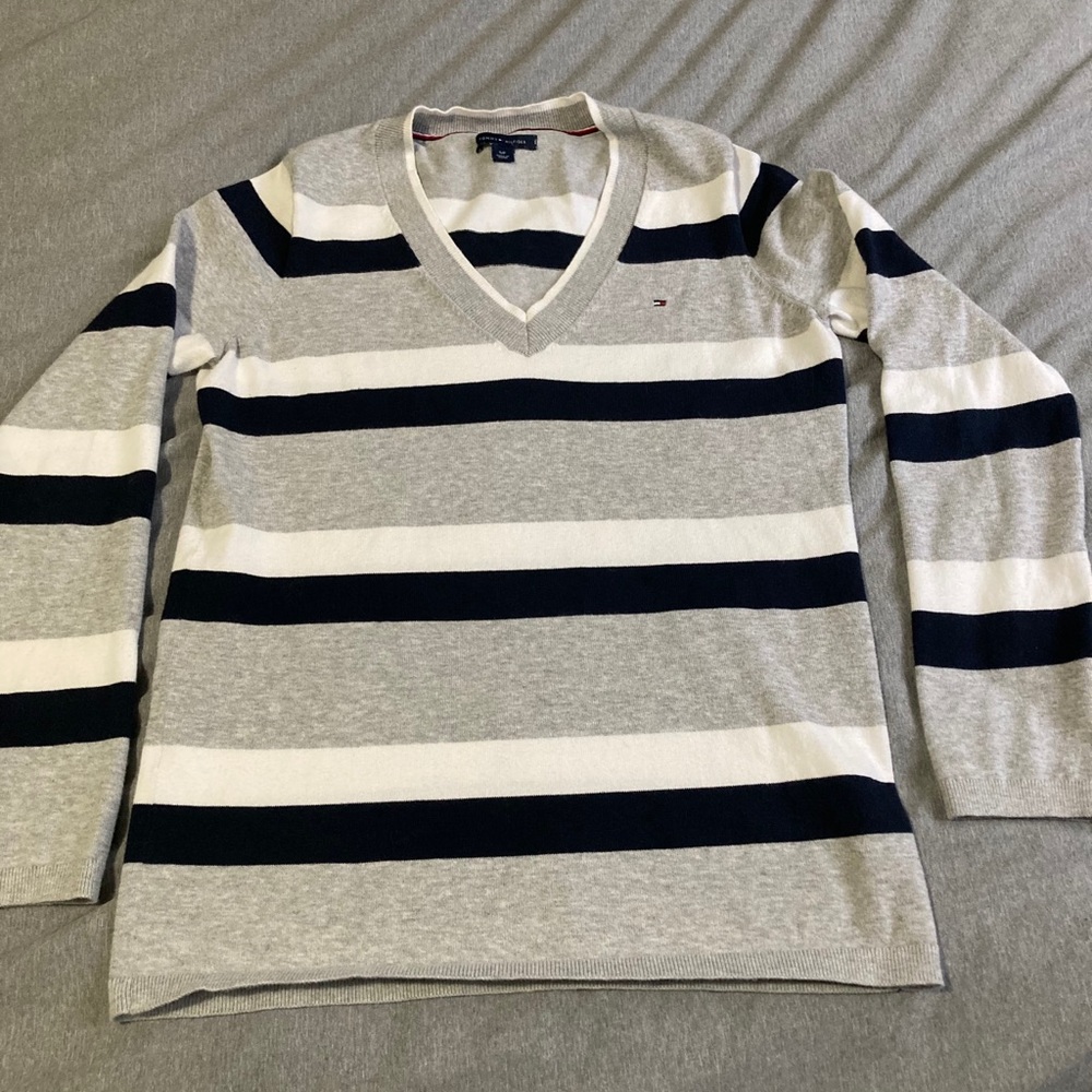 Tommy Hilfiger sweater